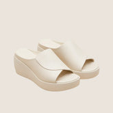 Monarch – Women’s Mule NoirLift™ – Elegant Comfort