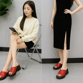 Monarch – Women’s Mule NoirLift™ – Elegant Comfort