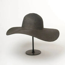 Itacaré Hat – Style and Everyday Practicality with a Wide Brim