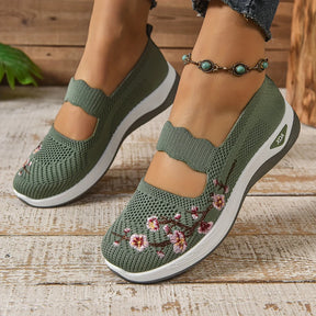 CloudPlus™ – Breathable and Ultimate Comfortable Orthopaedic Sneakers for Women